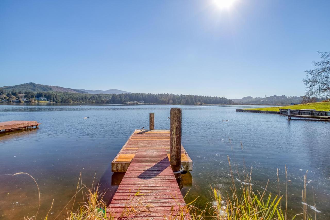 Regatta Park Lake House Лінкольн-Сіті Екстер'єр фото